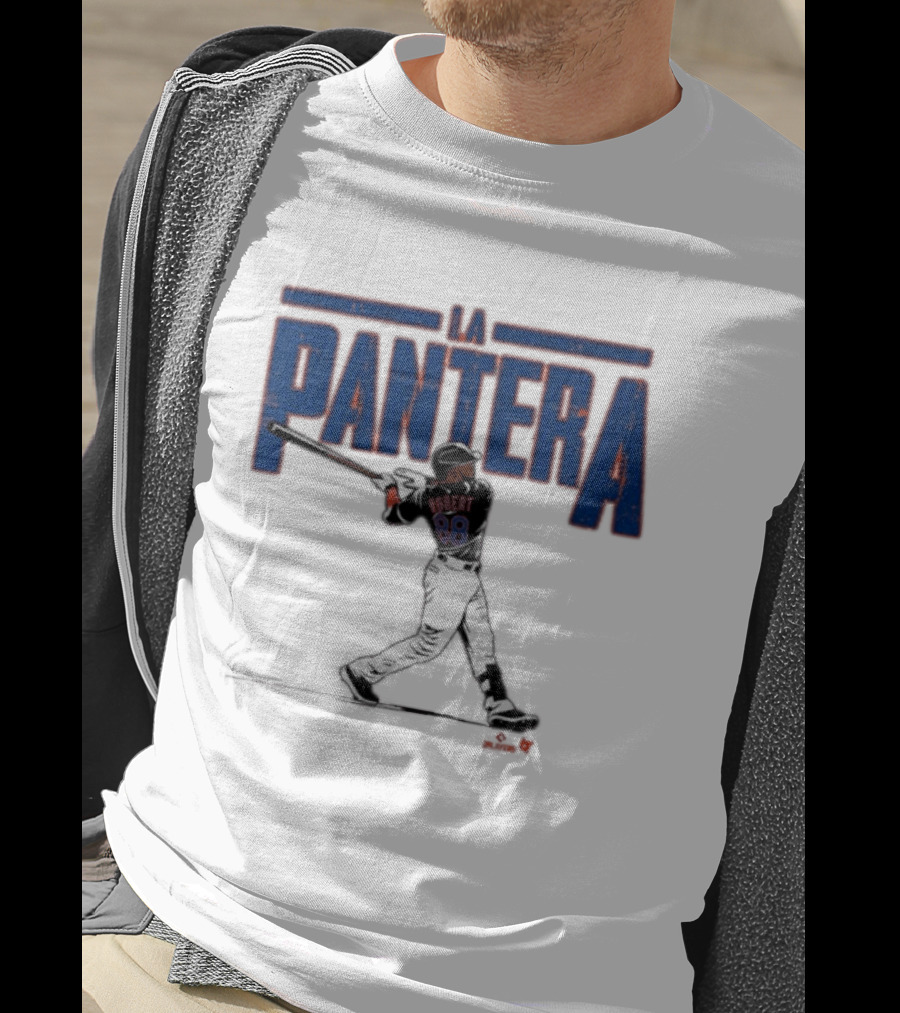 Luis Robert Jr La Pantera Baseball Player 88 Queens T-Shirt