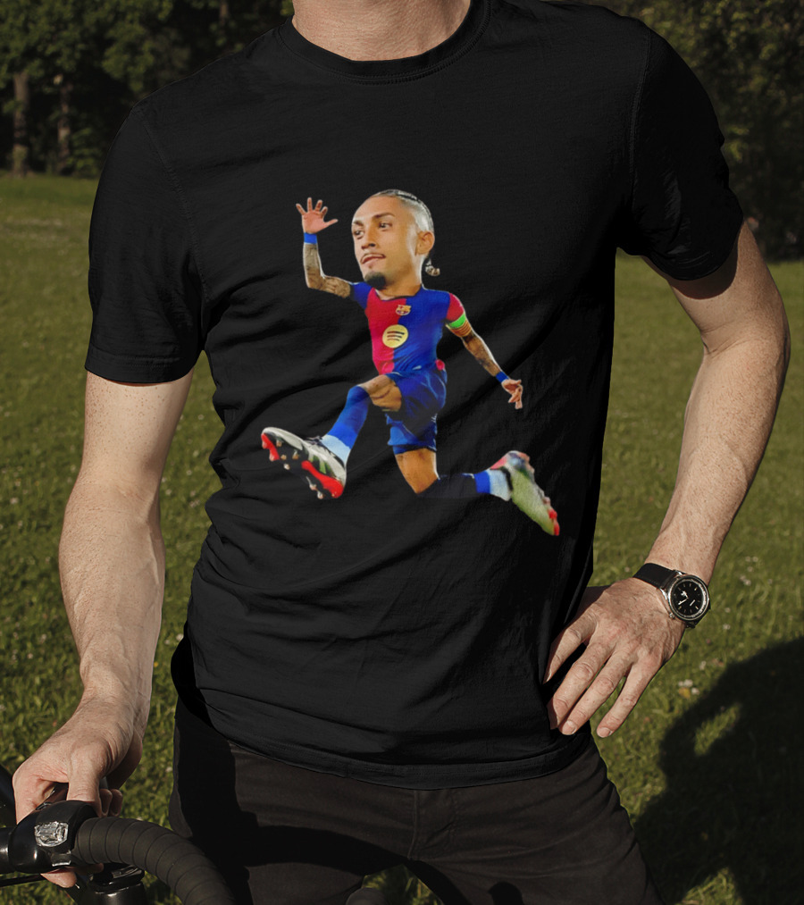 Raphinha Barcelona La Liga Brasil Caricature Player Action Pose T-Shirt