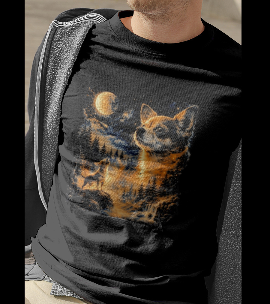 Chihuahua Howling 90s Nostalgia Moonlit Wilderness Scene T-Shirt