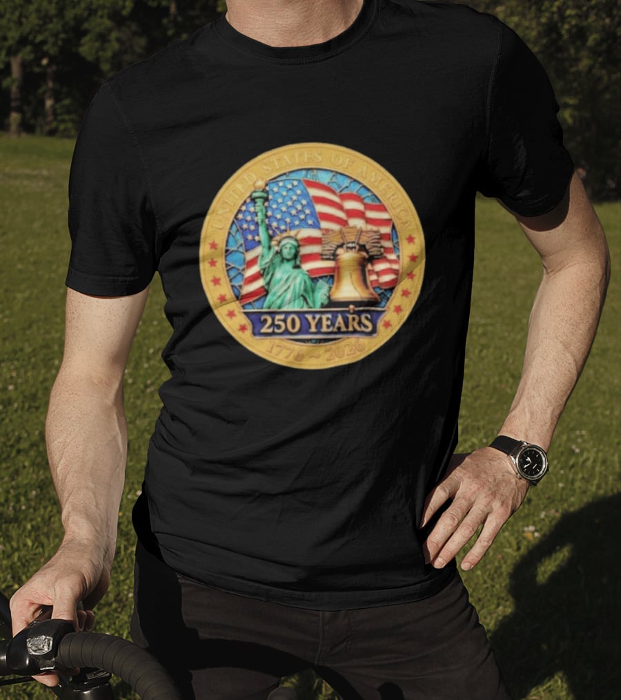 United States Of America 250 Years 1776 2026 Liberty Bell And Statue Of Liberty Celebration T-Shirt