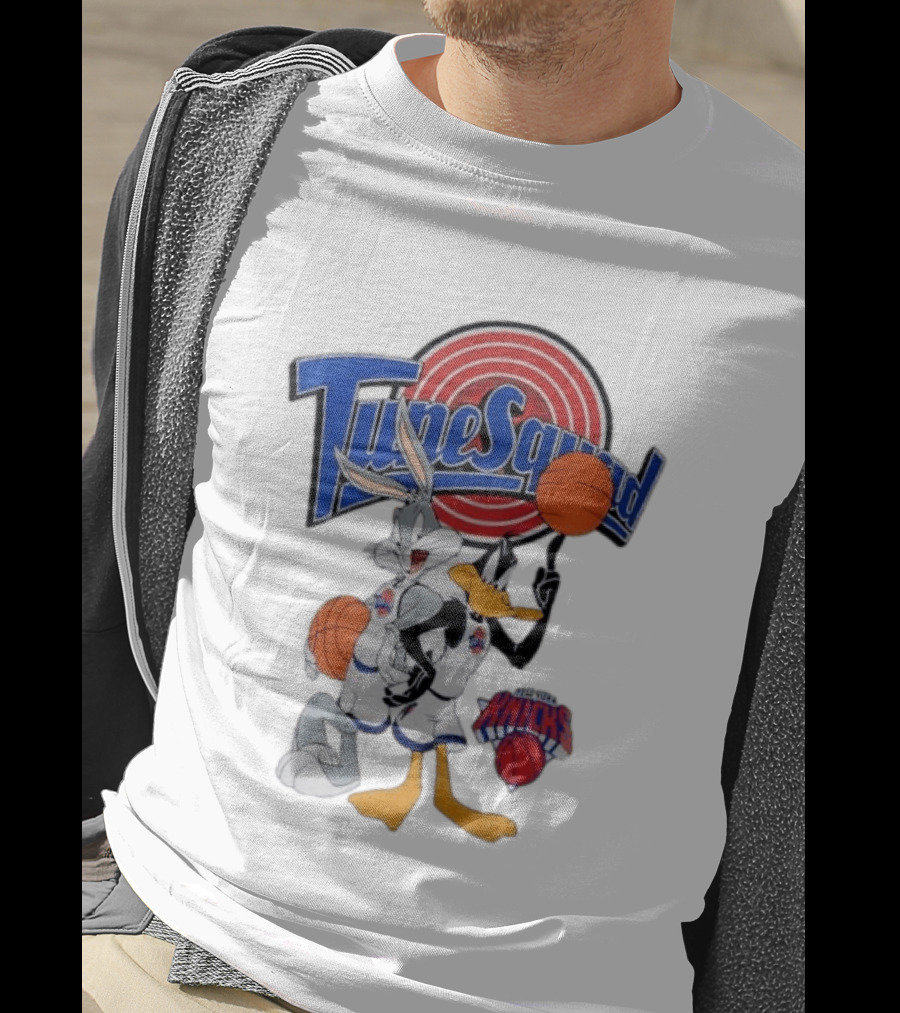 TuneSquad Bugs Bunny Daffy Duck New York Knicks Basketball Sports T-Shirt