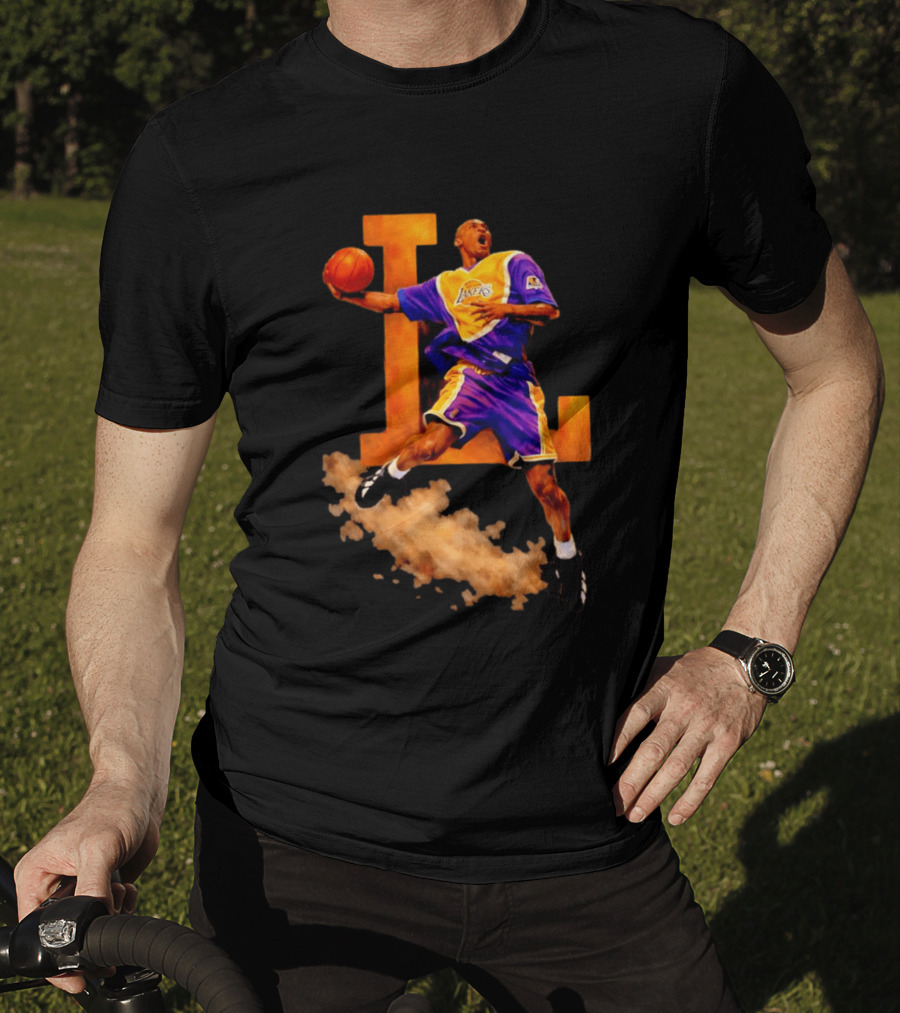 Kobe Bryant Los Angeles Lakers Iconic Slam Dunk Action T-Shirt