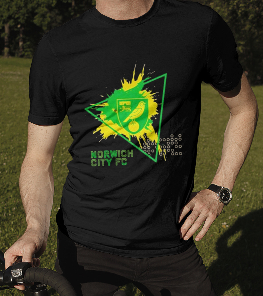 Norwich City FC Junior Crest Splash Triangle T-Shirt