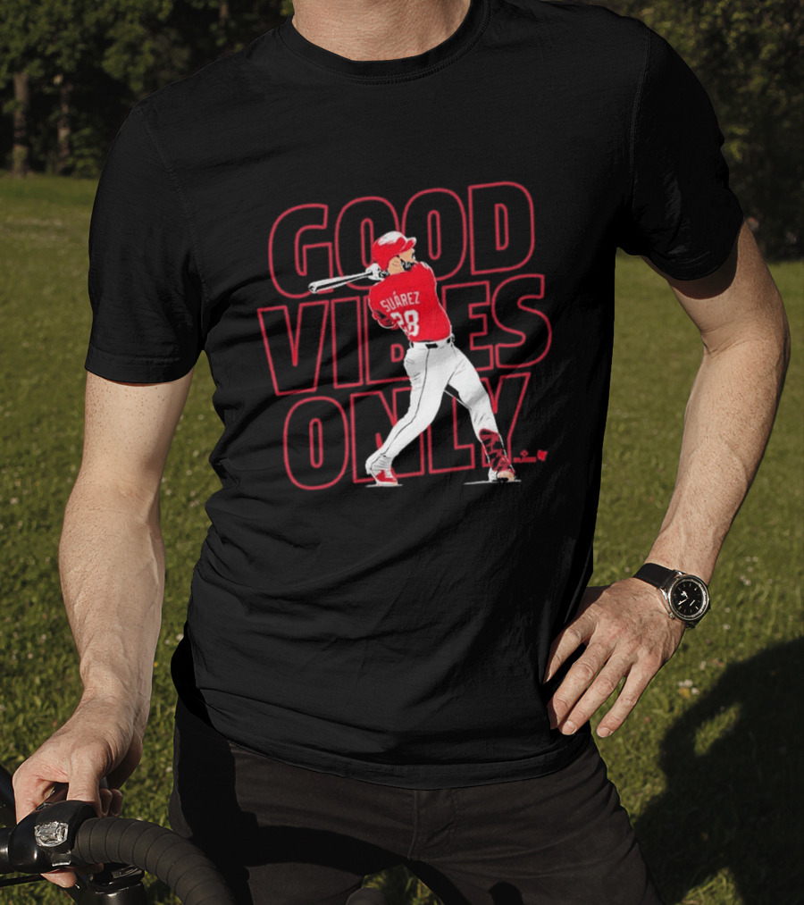 Eugenio Suárez Good Vibes Only Cincinnati Baseball Player Swinging 28 T-Shirt