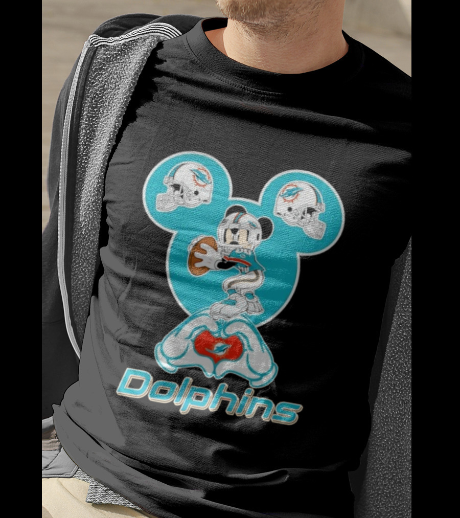Miami Dolphins Mickey Mouse Heart Hands Football Helmets T-Shirt