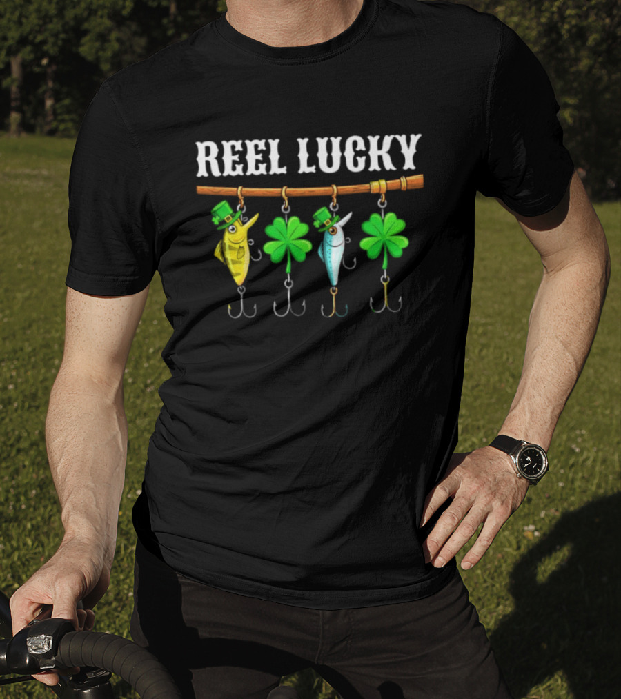 Reel Lucky St Patrick's Day Fishing Shamrock Hooks T-Shirt