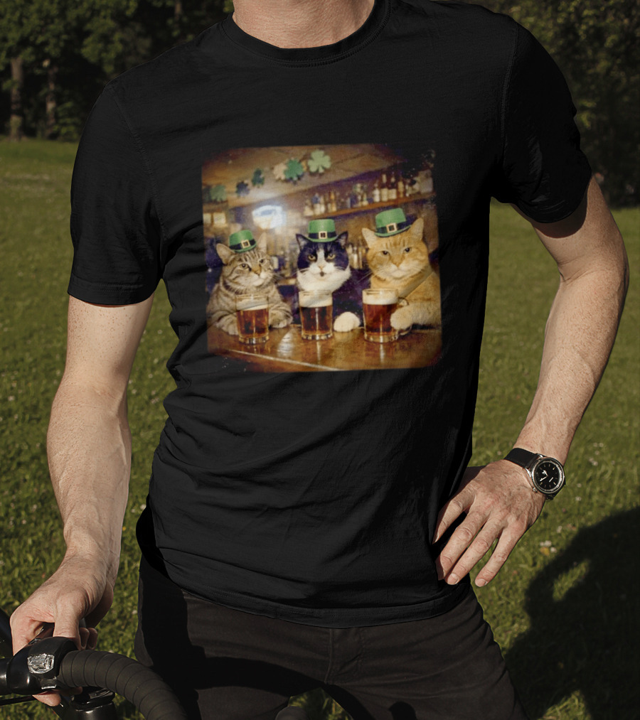 Saint Patrick's Day Cats With Green Hats Cheers T-Shirt