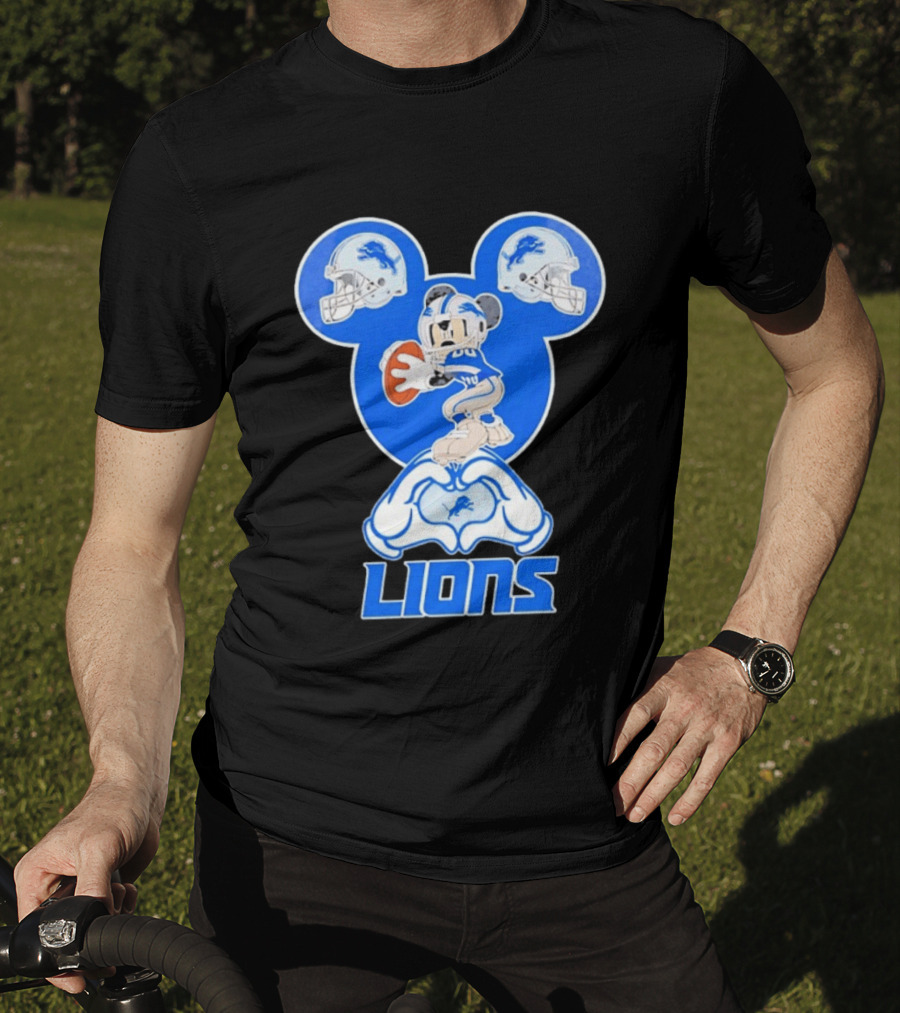 Detroit Lions Mickey Mouse Football Heart Helmets T-Shirt