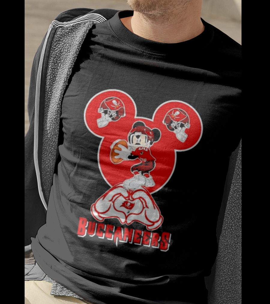 Tampa Bay Buccaneers Mickey Mouse Football Love Heart T-Shirt