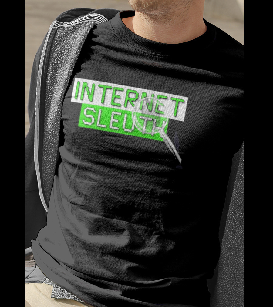 Internet Sleuth Magnifying Glass Green T-Shirt