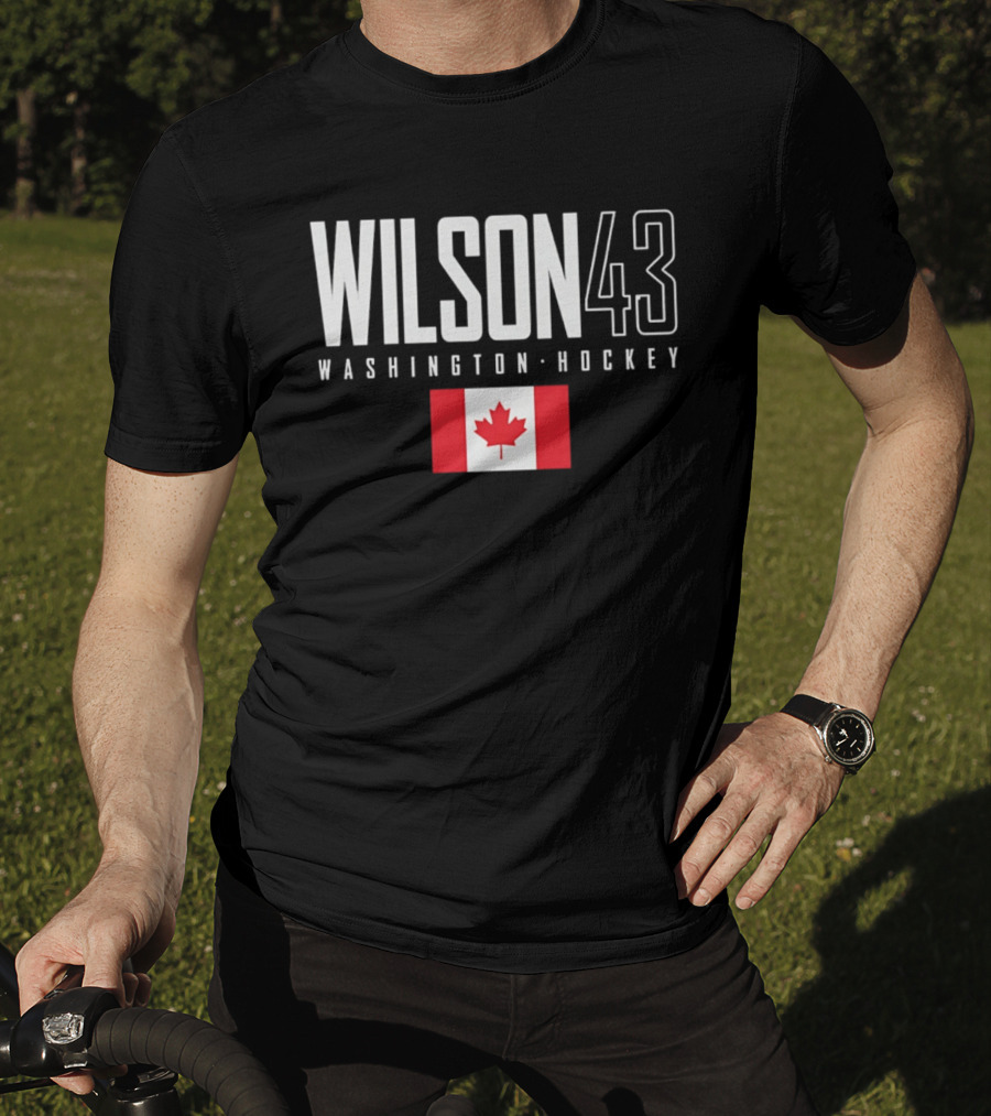 WILSON 43 Washington Hockey Canada Flag T-Shirt