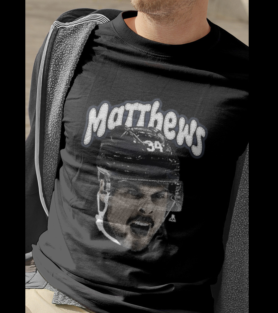 Auston Matthews 34 Big Face Toronto Maple Leafs Hockey T-Shirt
