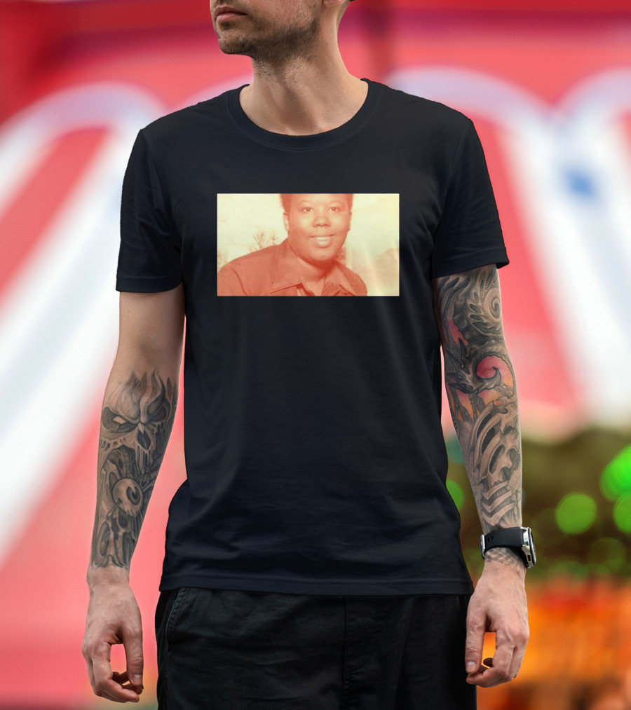 King Harris Mom Picture T-Shirt