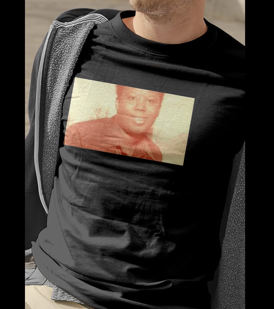 King Harris Mom Picture T-Shirt