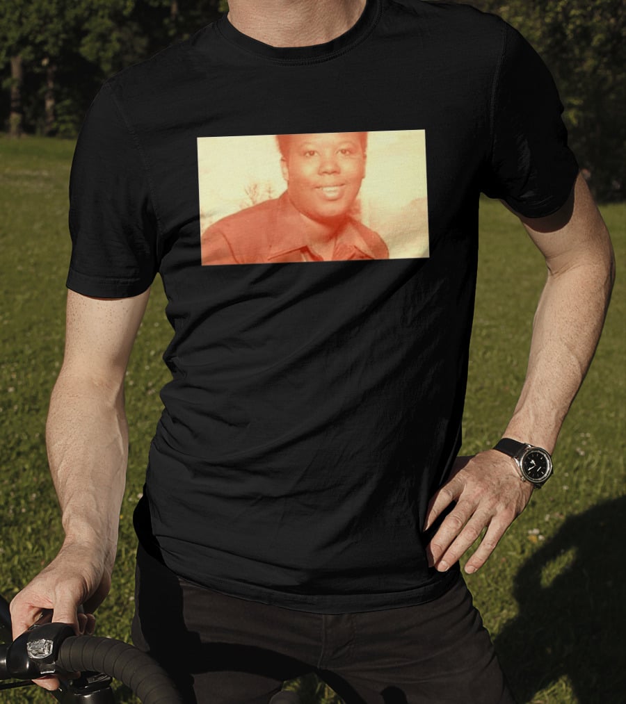 King Harris Mom Picture T-Shirt