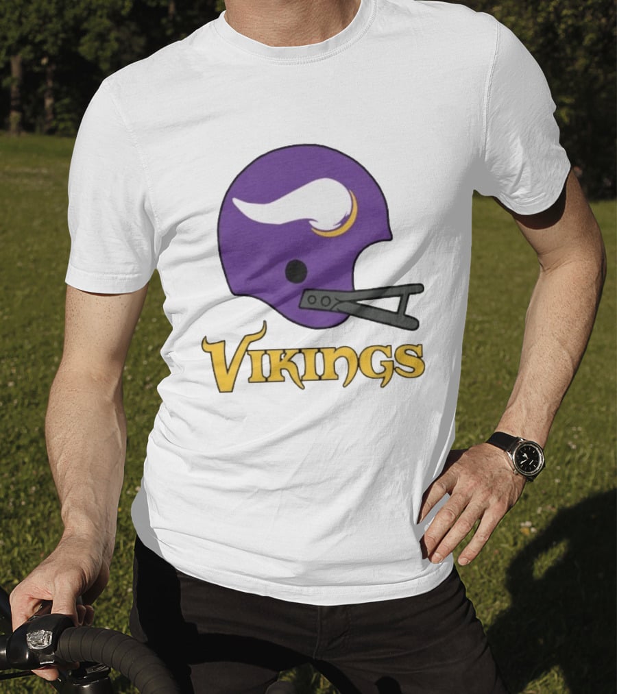 Vikings Minnesota Big Helmet Purple Football Team T-Shirt