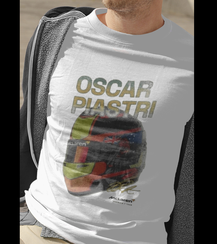 Oscar Piastri McLaren Racing Helmet Flag Signature T-Shirt