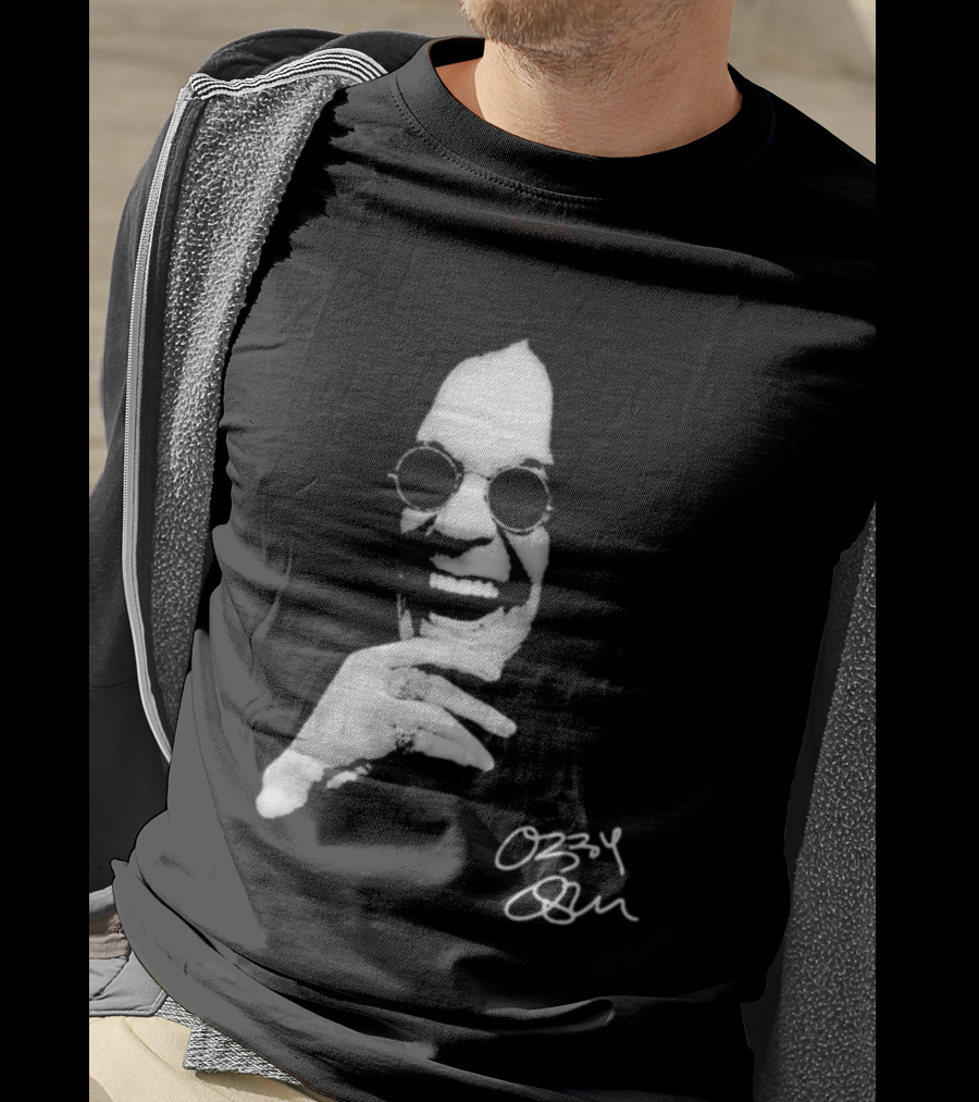 Ozzy Osbourne 1948 2025 Immortal Rest In Peace Rock Legend Signature Image T-Shirt