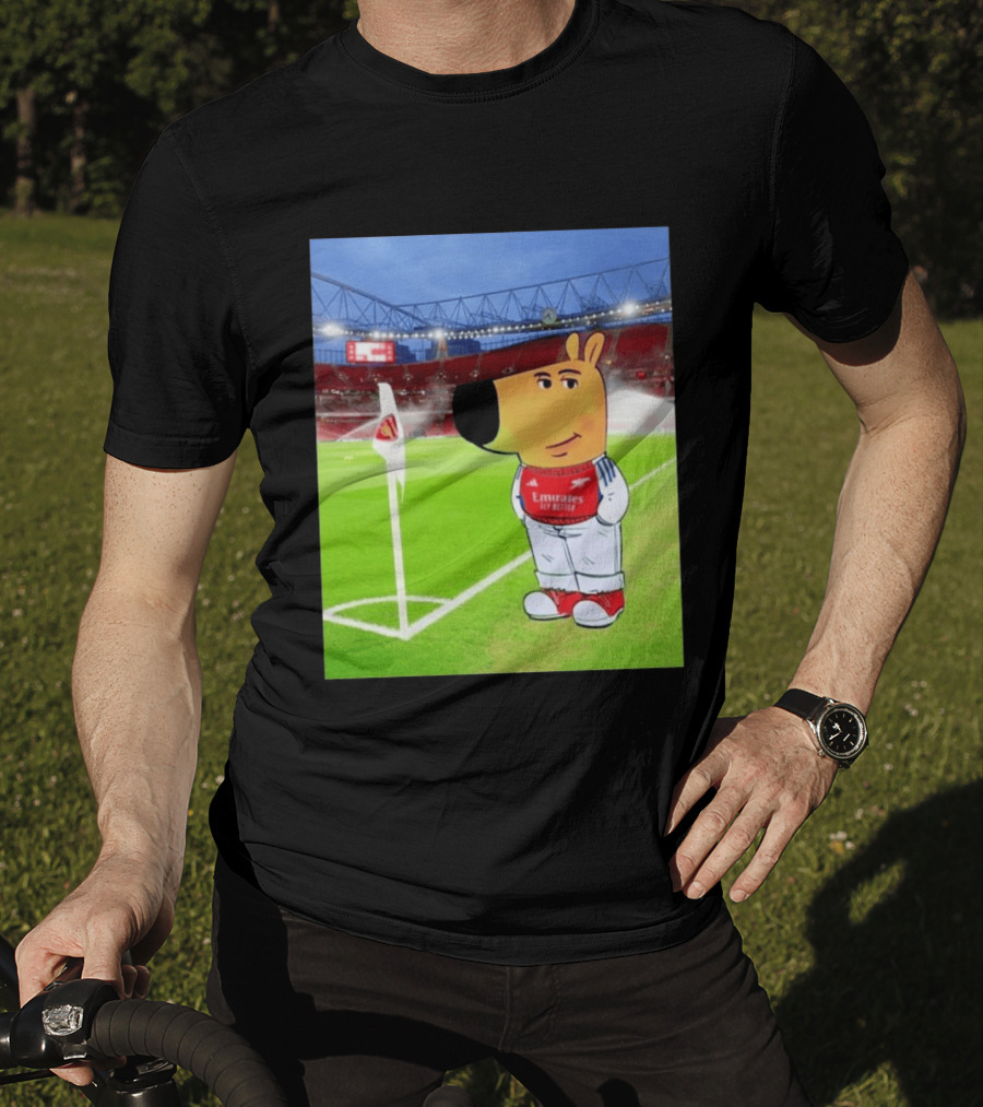 Chill Cartoon Dog In Arsenal Kit At Stadium Awaiting UCL Victory T-Shirt