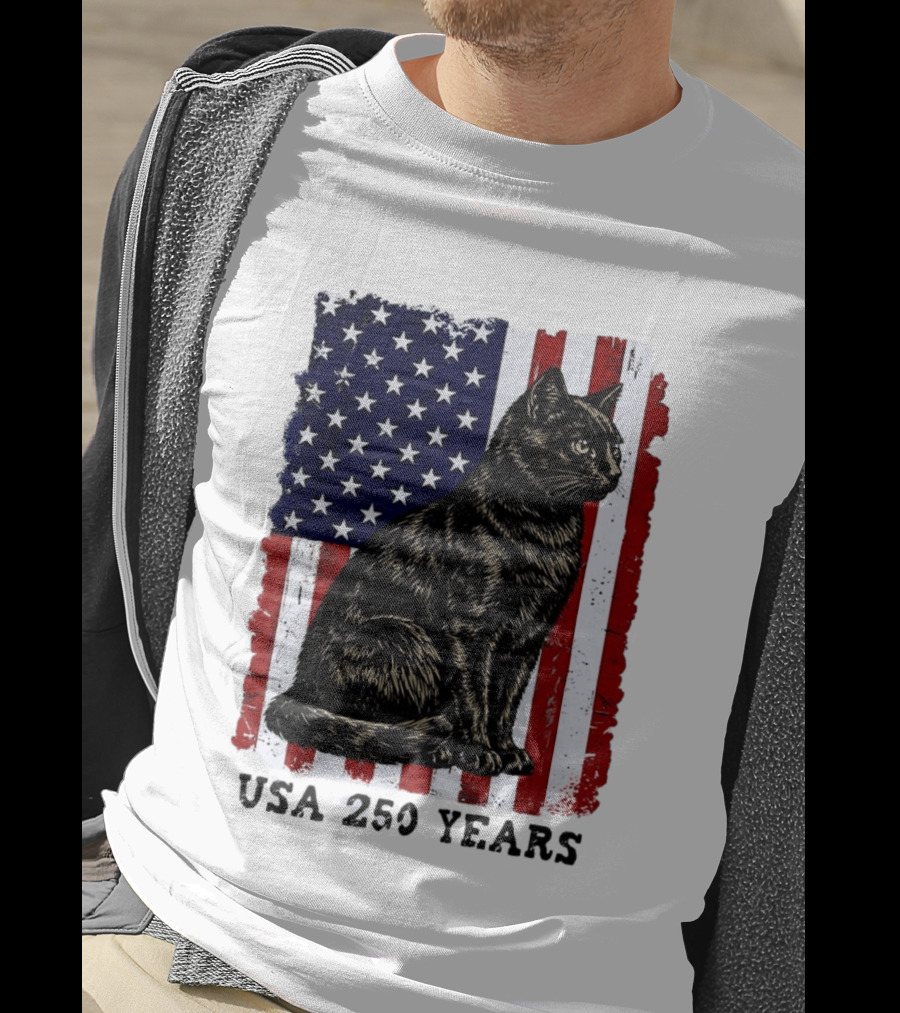 USA 250 Years Liberty Cat American Flag T-Shirt