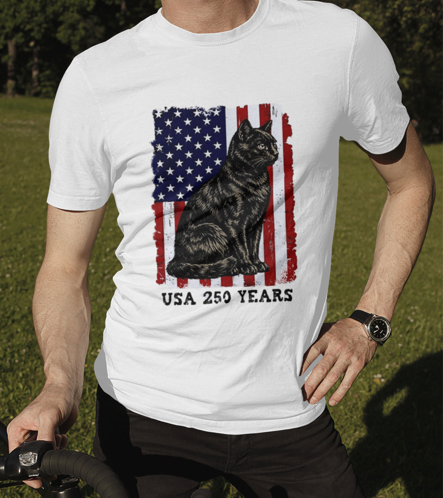 USA 250 Years Liberty Cat American Flag T-Shirt