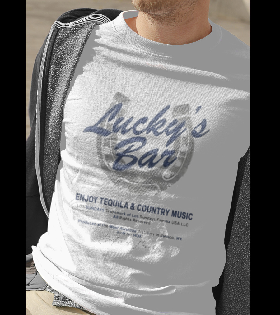 Lucky's Bar Los Sundays Enjoy Tequila & Country Music T-Shirt