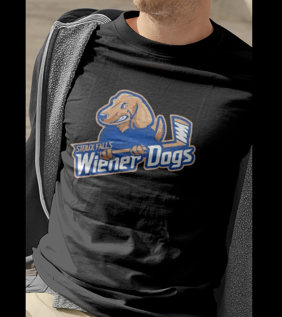 Sioux Falls Wiener Dogs Hockey Team Fighting Dog T-Shirt