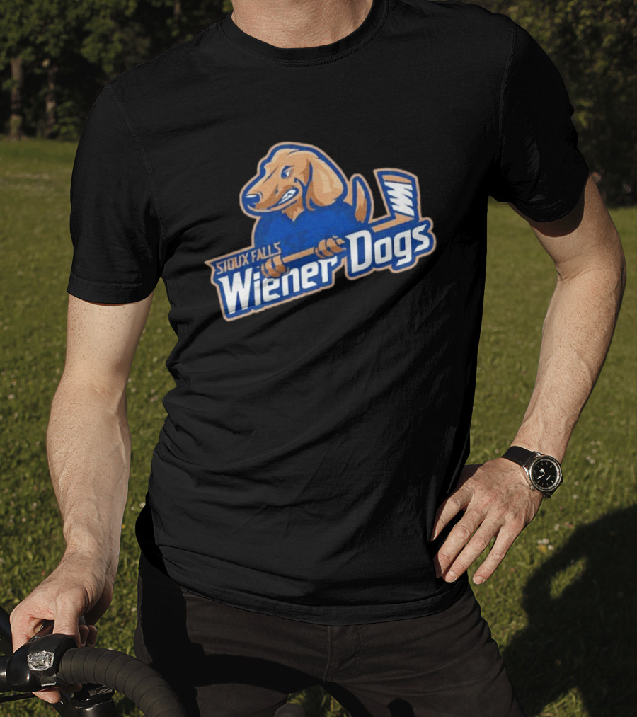Sioux Falls Wiener Dogs Hockey Team Fighting Dog T-Shirt