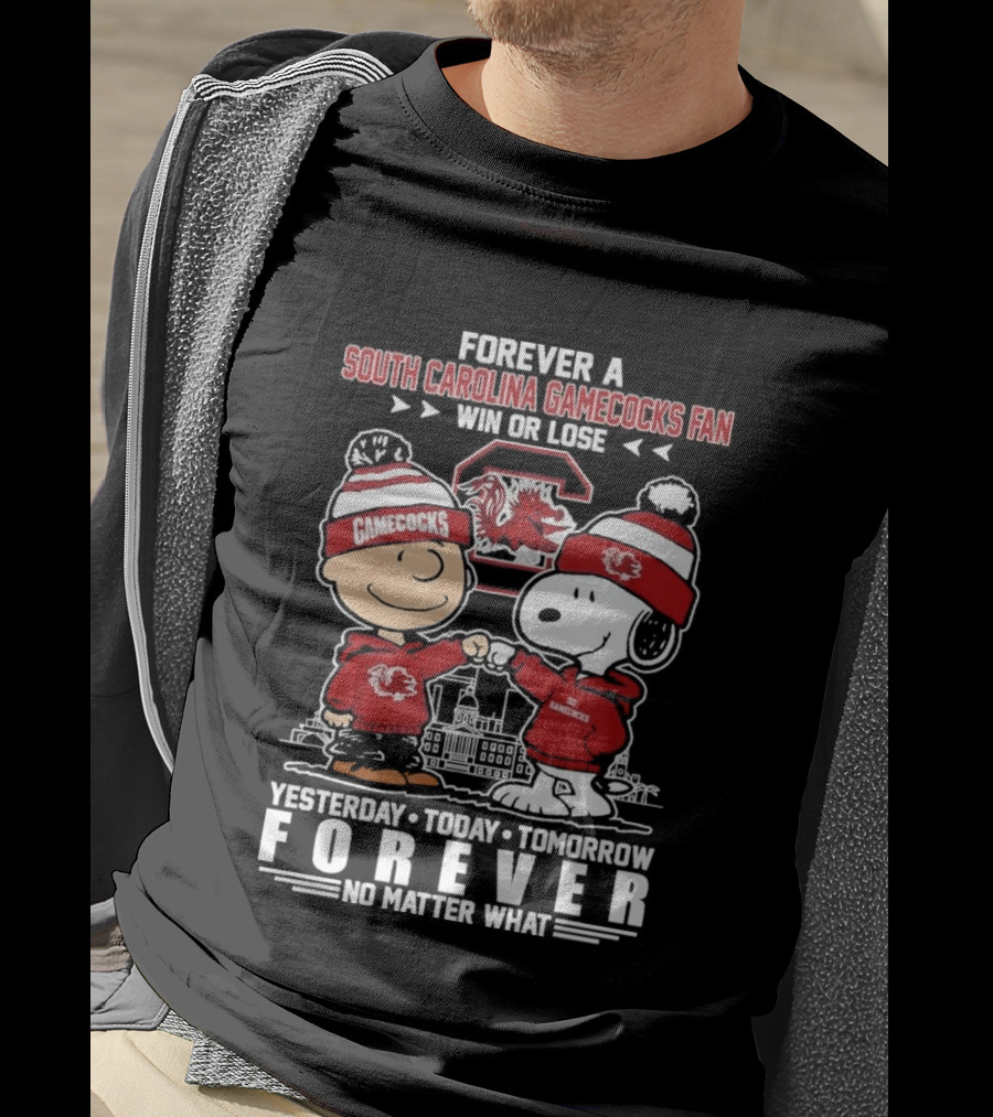 Snoopy Forever A South Carolina Gamecocks Fan Yesterday Today Tomorrow T-Shirt