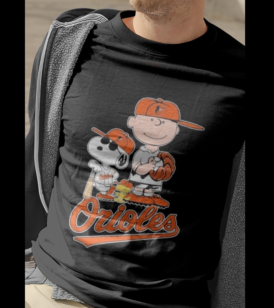 2026 Snoopy Charlie Brown Peanuts Baseball Orioles T-Shirt