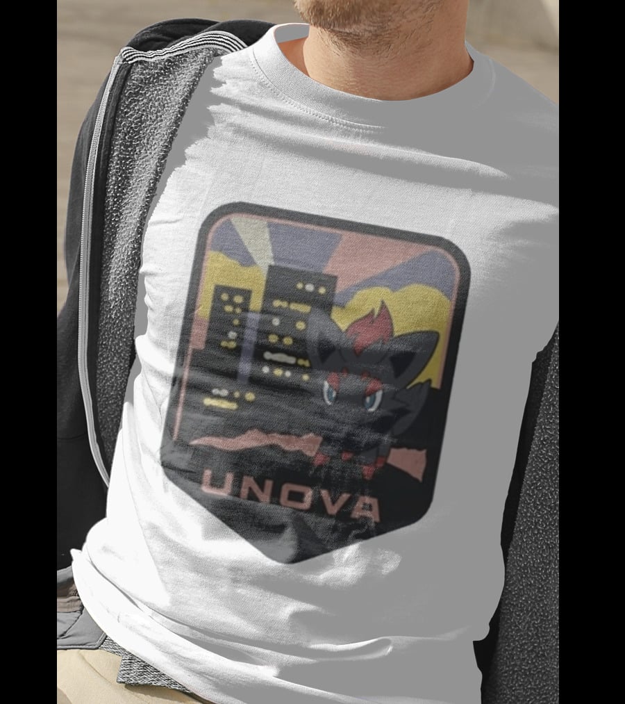 Unova Pokémon Zorua City Nightscape T-Shirt