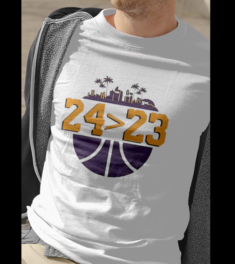 Kobe Bryant LeBron James 24 Greater Than 23 Basketball Skyline T-Shirt