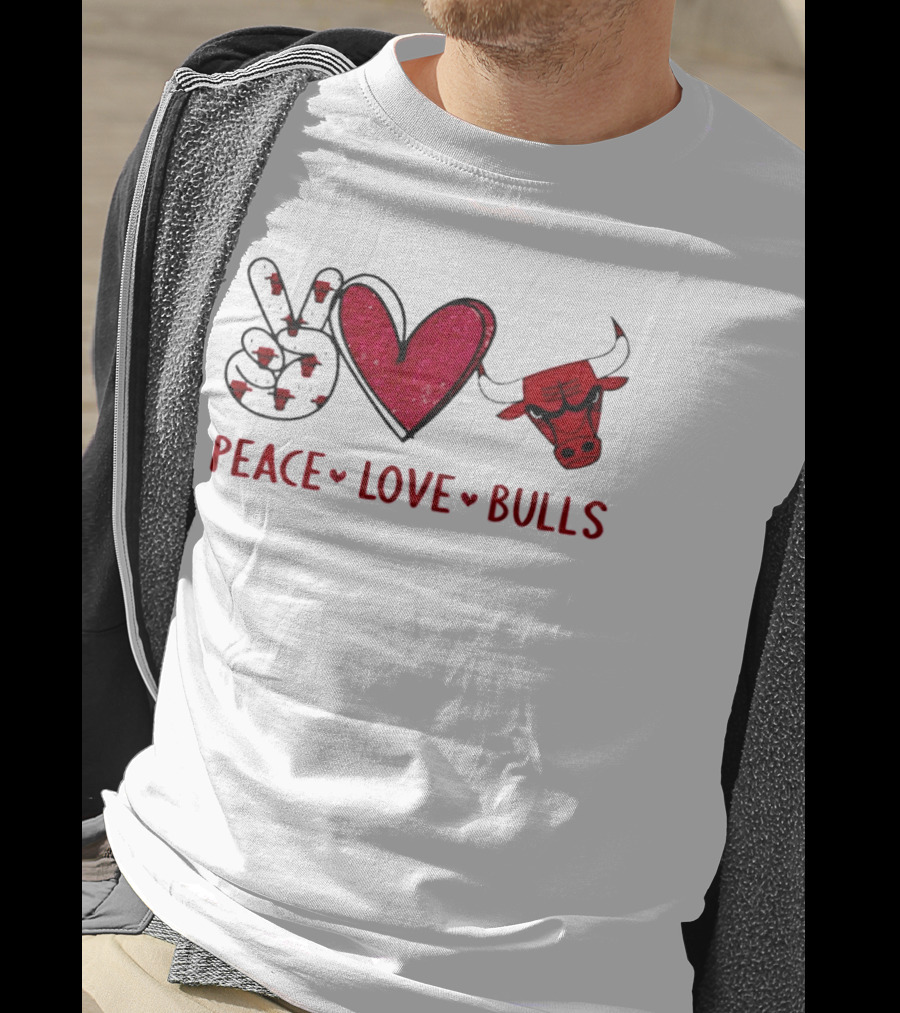 Peace Love Chicago Bulls NBA T-Shirt