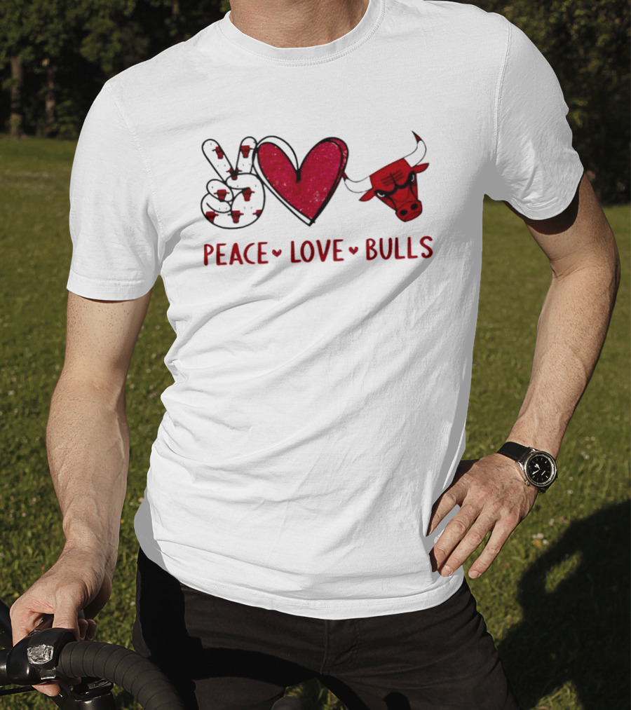 Peace Love Chicago Bulls NBA T-Shirt