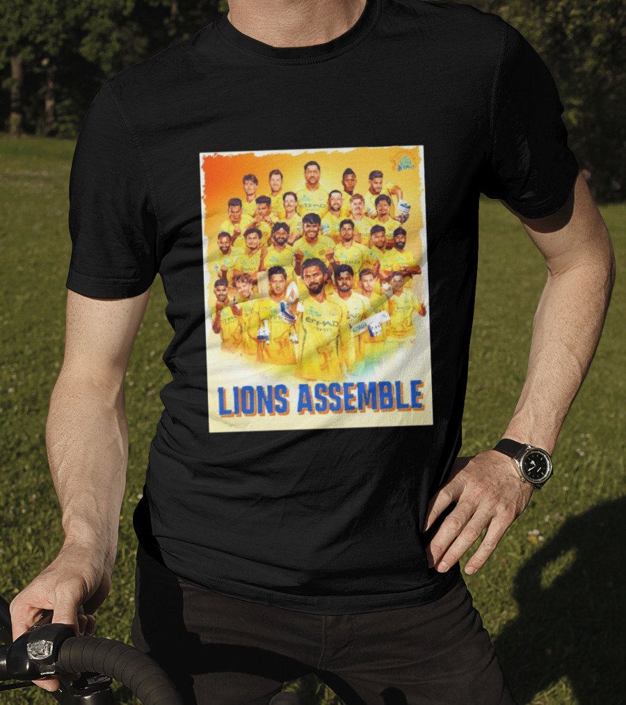 Raring To Roar Lions Assemble Chennai Super Kings Team Celebration T-Shirt