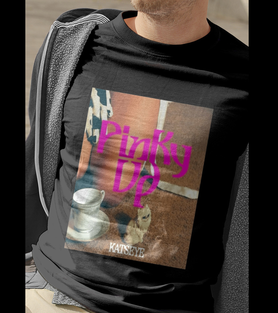 Katseye Pinky Up Vintage Cup And Cat Figurine T-Shirt