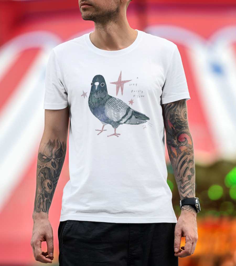 A Very Pretty Pigeon With Red Stars T-Shirt