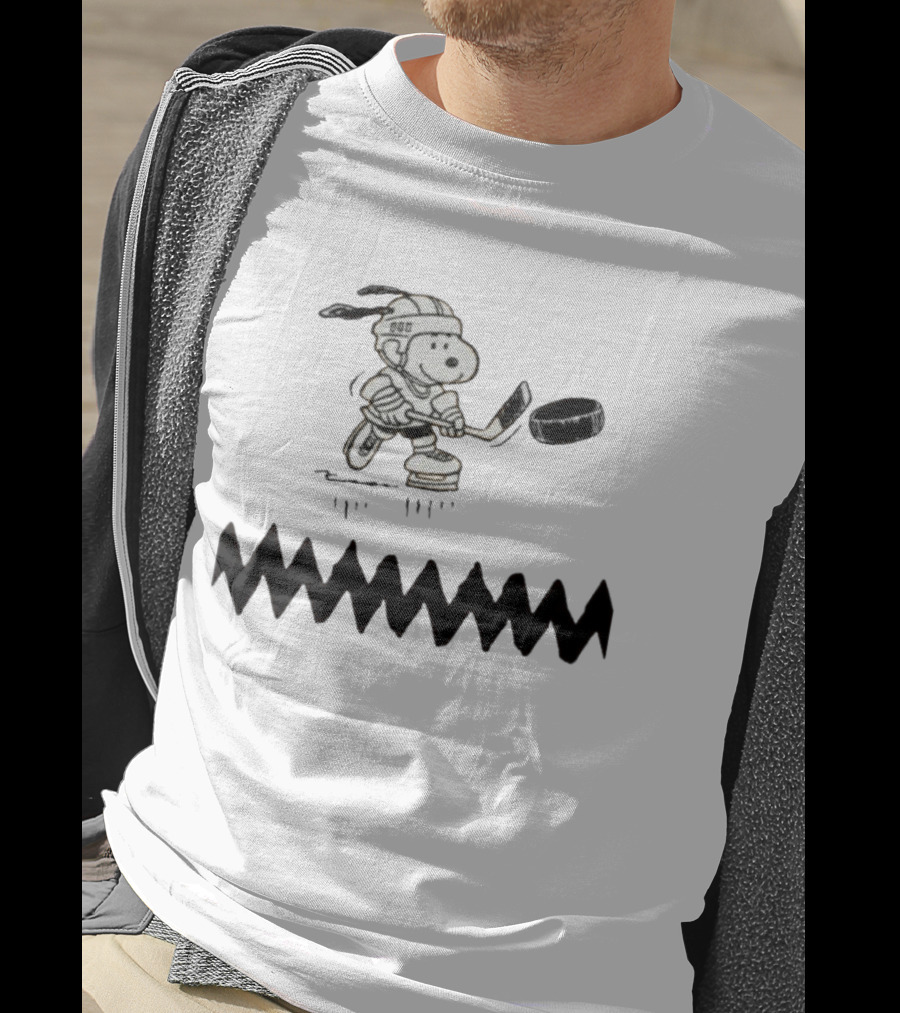 Pittsburgh Penguins Snoopy Merry Peanuts 2026 Hockey Fan Collectible T-Shirt