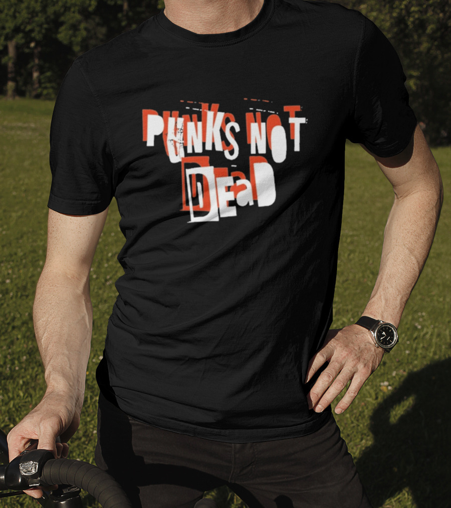 Punks Not Dead 76 26 Distorted T-Shirt