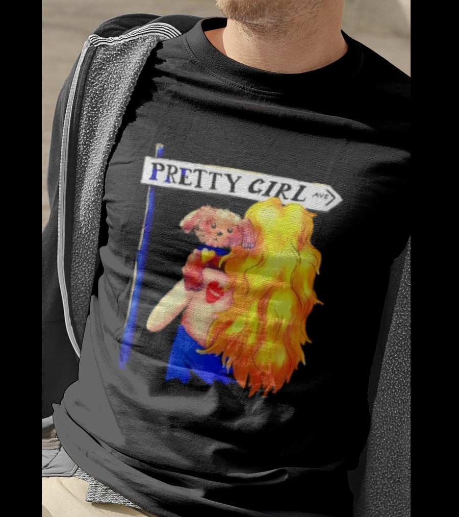 Pretty Girl Avenue Blonde Woman With Teddy Bear And Heart Tattoo T-Shirt