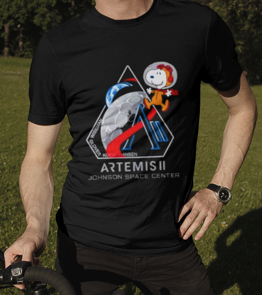 Artemis II Snoopy Johnson Space Center NASA Moon Mission T-Shirt