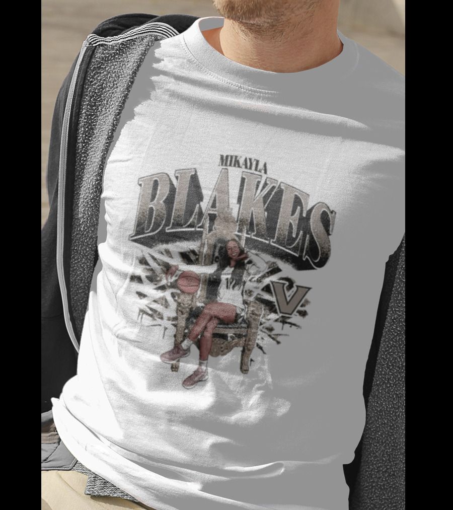 Mikayla Blakes Vanderbilt Commodores Basketball Vintage 90s T-Shirt