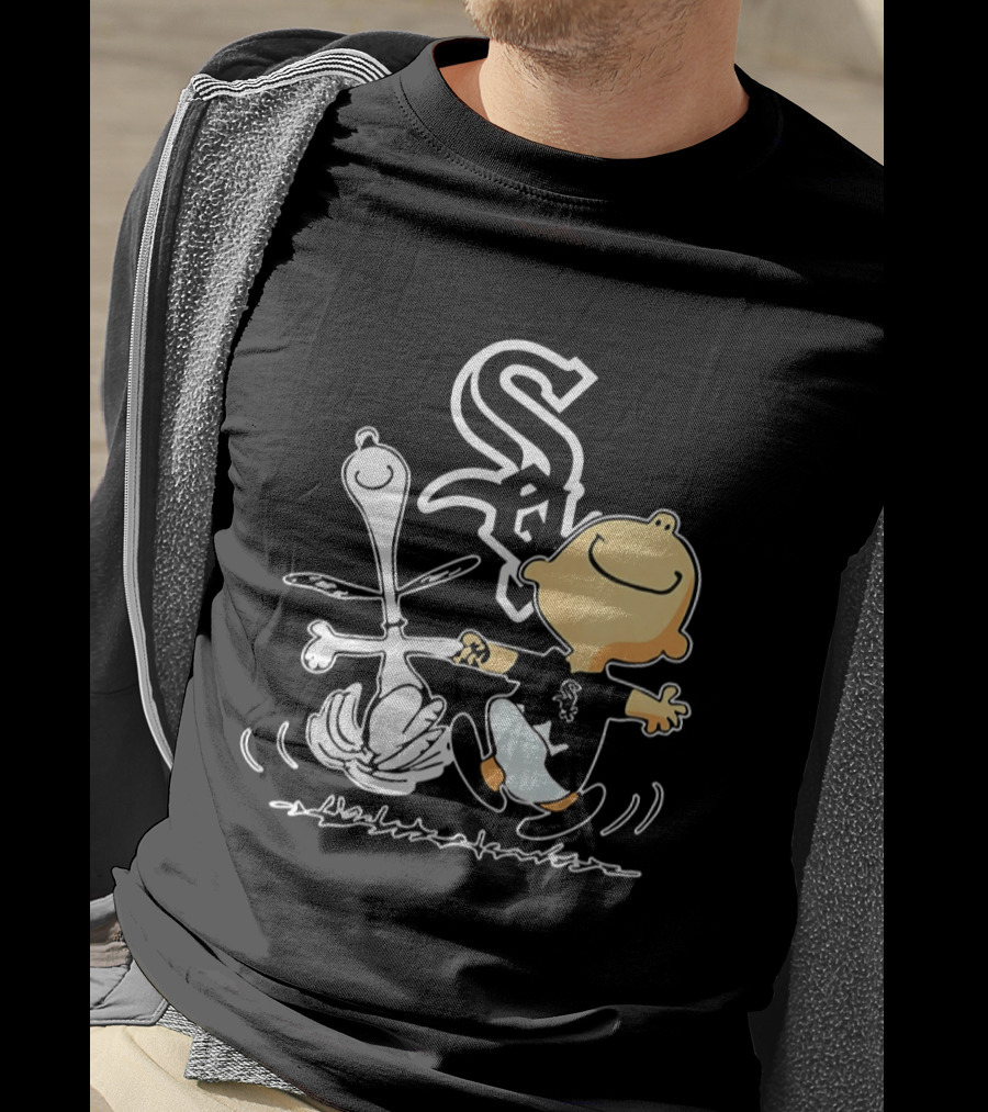 Charlie Brown Snoopy Chicago White Sox Dance Peanuts Comic Strip T-Shirt