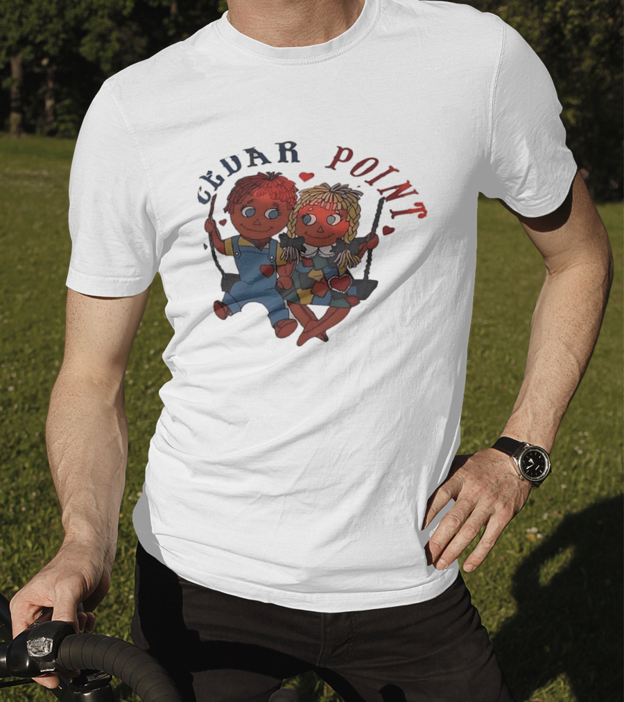 Cedar Point Raggedy Ann And Andy Dolls Swinging With Hearts T-Shirt