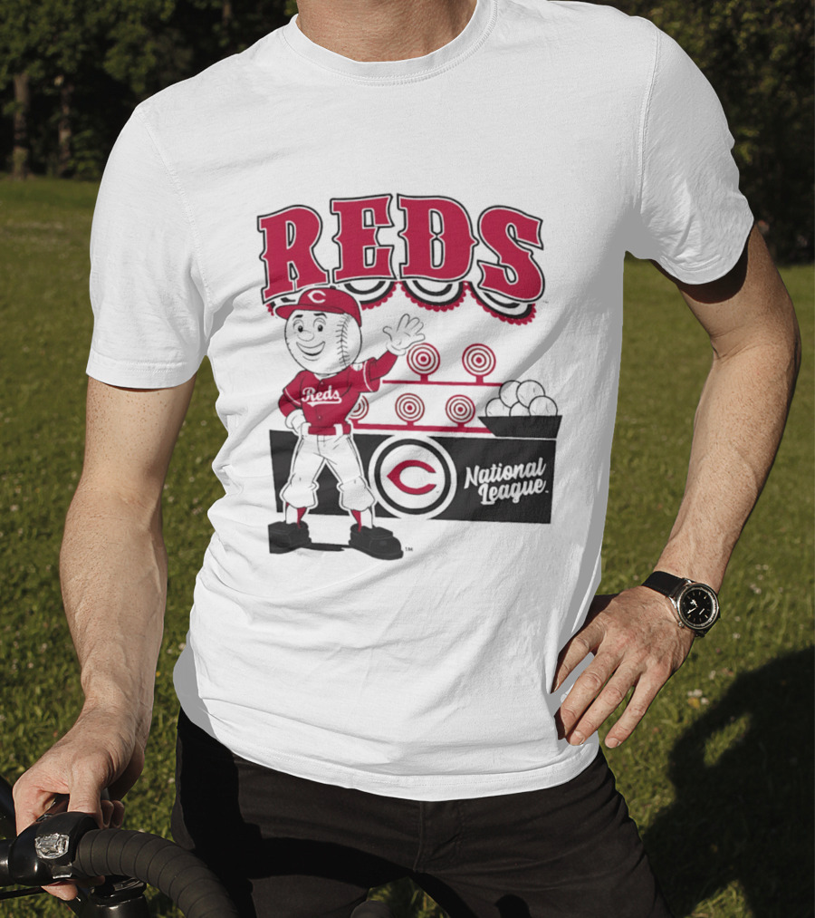 Cincinnati Reds 2026 Step Back Up National League Baseball T-Shirt