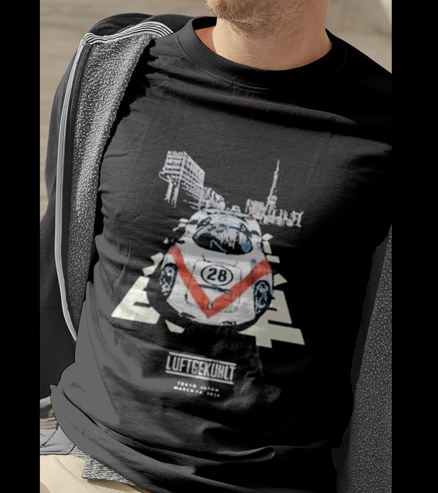 Luftgekuhlt Tokyo Event Porsche 28 Red Stripe Skyline Scene T-Shirt