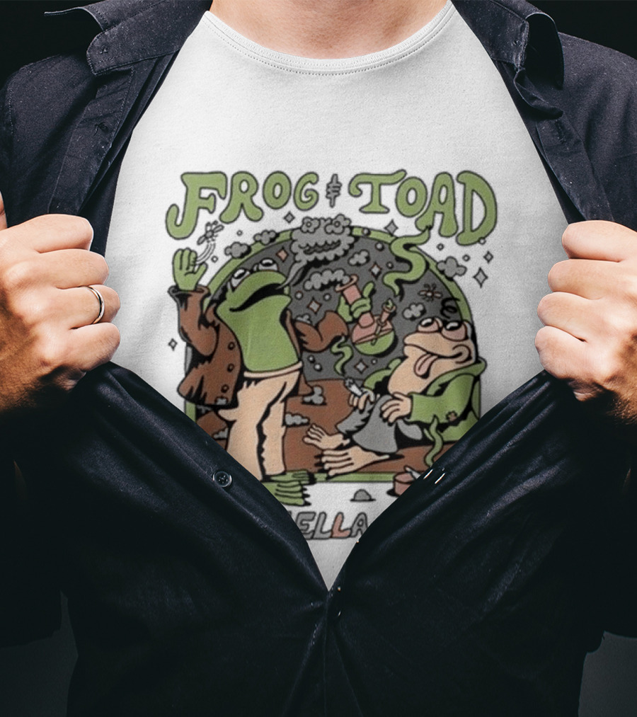 Frog And Toad Get Hella Baked Smoke And Relax Scene T-Shirt