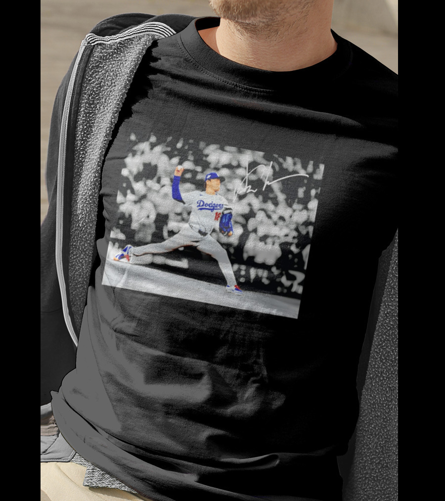 Yoshinobu Yamamoto Dodgers Pitching Action Los Angeles 2026 T-Shirt