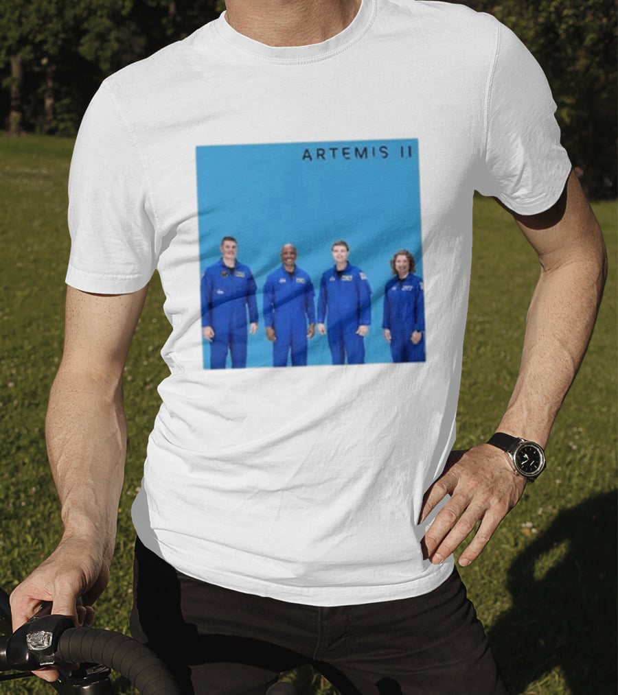 NASA Artemis II Crew Astronauts In Blue Flight Suits Mission Patch T-Shirt