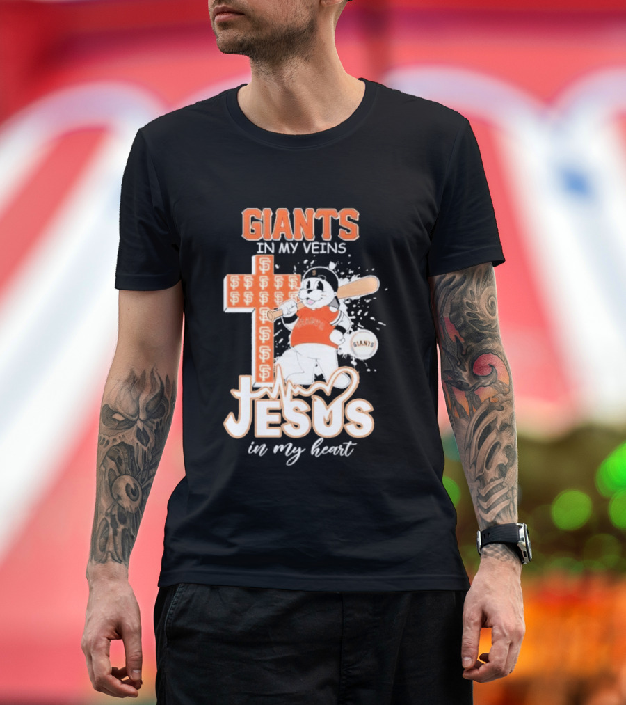 San Francisco Giants In My Veins Jesus In My Heart Baseball Cross Panda T-Shirt